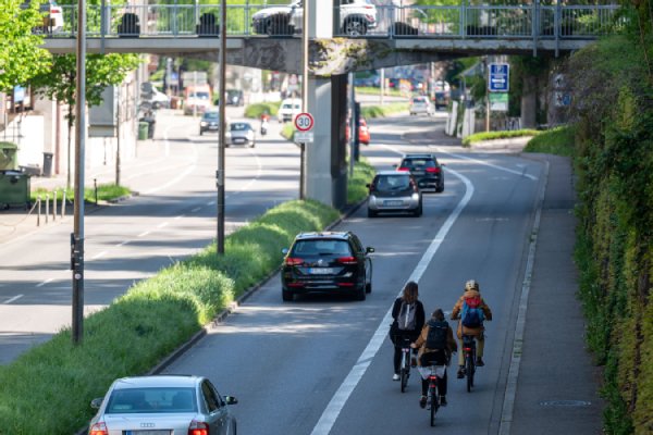 Stadt stellt Planungen für den Umbau vor: Östlicher Innenstadtring wird zur Fahrradmeile Stadt stellt Planungen für den Umbau vor: Östlicher Innenstadtring wird zur Fahrradmeile