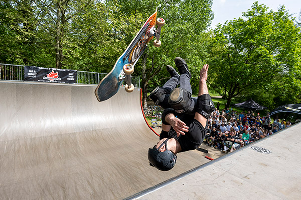 Skatboardfahrer, Board oben