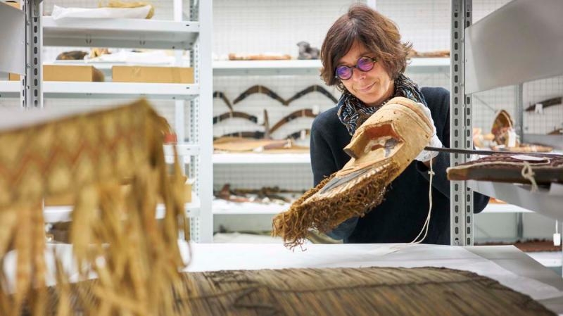 Margarete Brüll bei der Arbeit, Foto: Axel Killian, 2018. MNM.